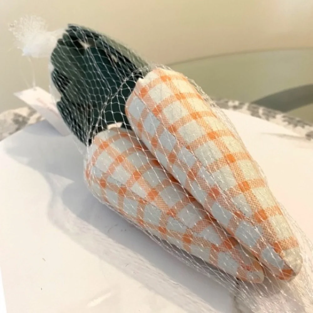 SALE🌸Target 2023 Bullseye Plush Plaid Orange Felt Spring Easter Carrots 3PK
